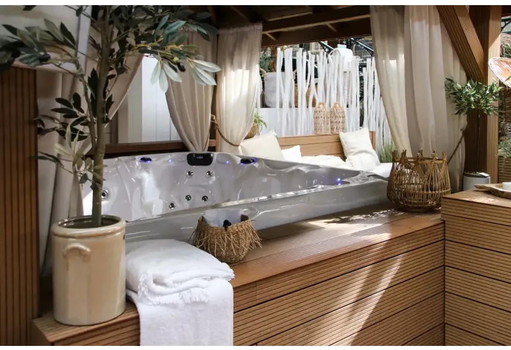 PassionSpa Admire Whirlpool – weißer Innenraum, blaue LED-Beleuchtung, schwarzes Paneel