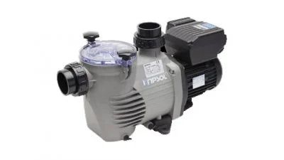 Poolpumpe und Stromschrank