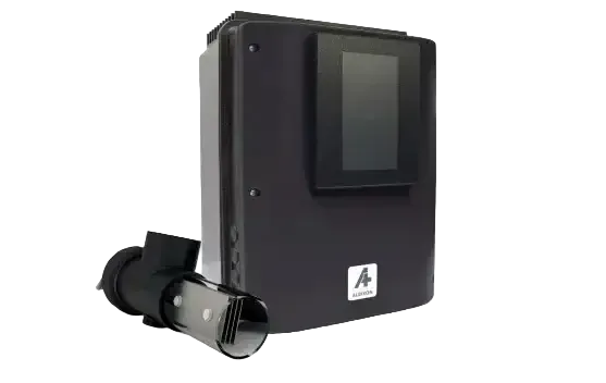 Albixon Hidrolife saltklorinator förenklar poolskötseln med svart rektangulär design