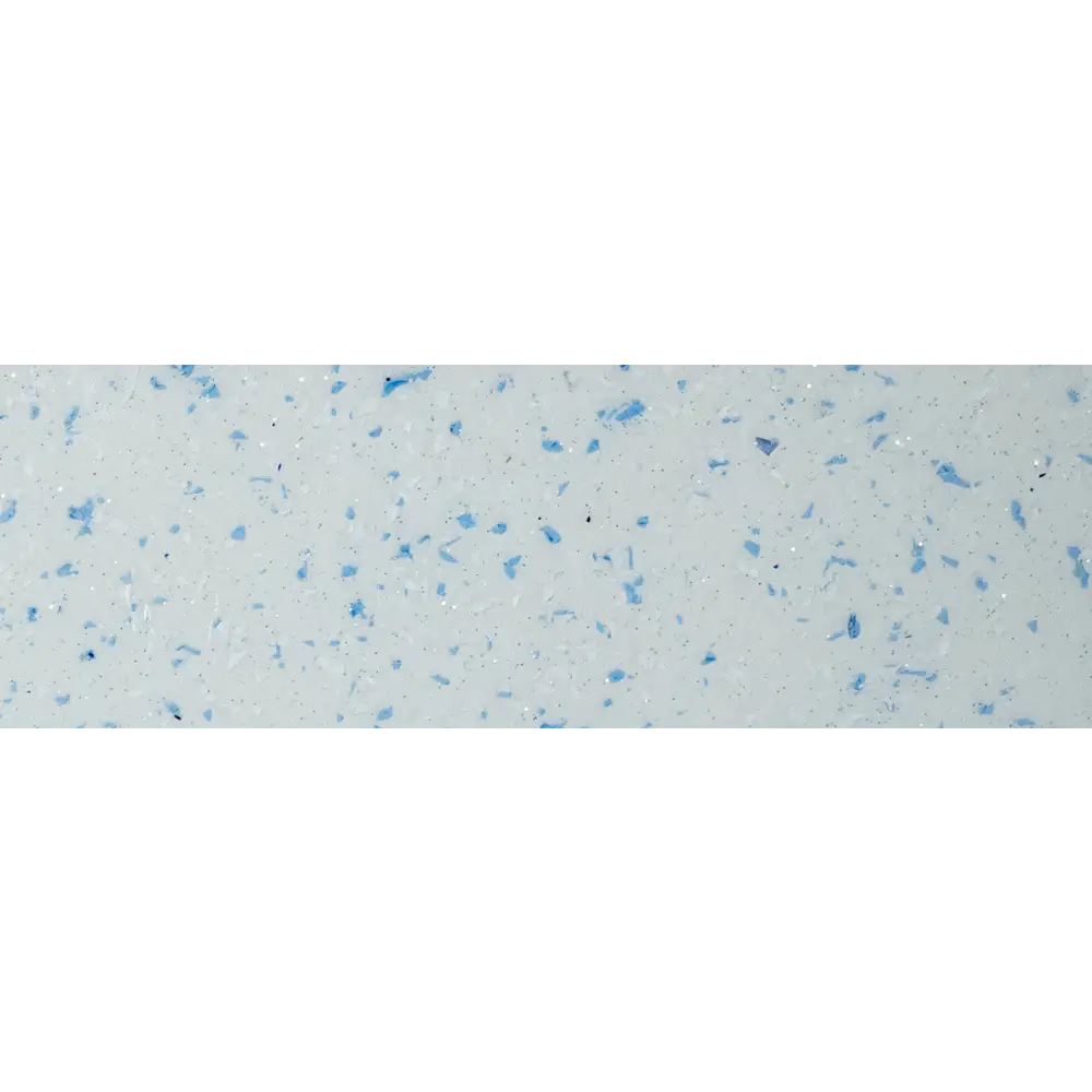 Ljusblå fläckig bänkskiva med glansig finish vid rektangulär glasfiberpool Saba