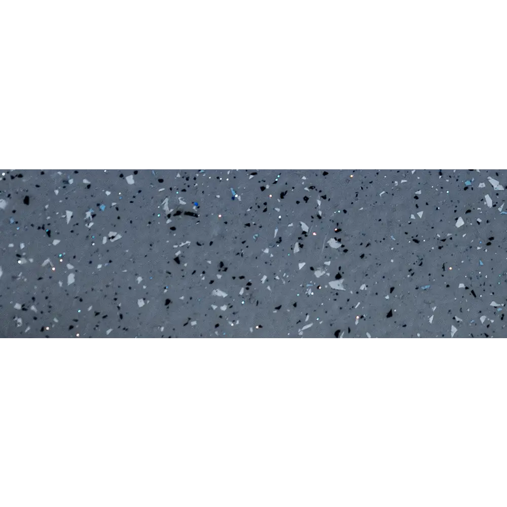 Glasfiberpool Saba med grå terrazzo och blått vatten