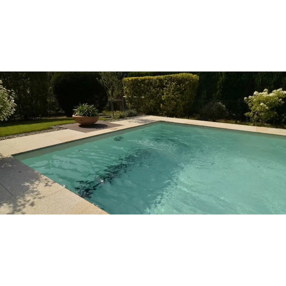 Natura Kiruna paket med rektangulär bassäng i turkost vatten