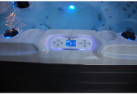 PassionSpa Desire Whirlpool – Signature Collection, Bedienfeld, blaue LED-Beleuchtung, Temperaturanzeige