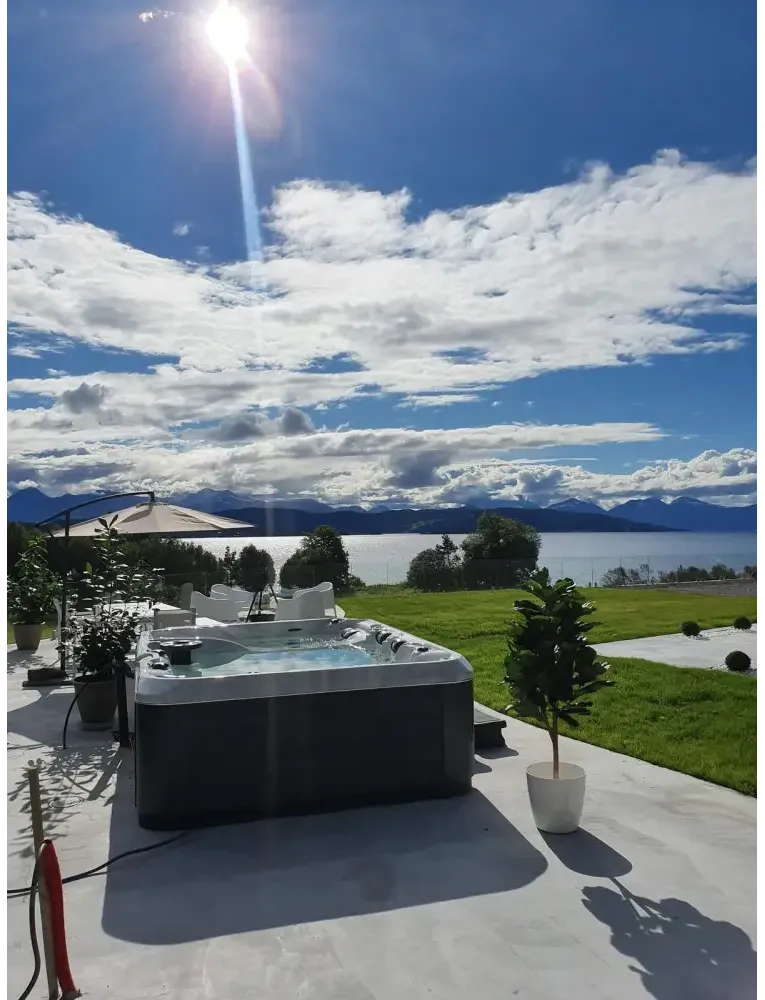 PassionSpa Ecstatic Mighty Wave Whirlpool – modernes Design, graue Ausführung, rechteckige Form, Massagedüsen