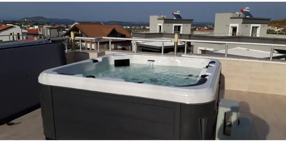 PassionSpa Relax Whirlpool – Pure Collection, weiß und dunkelgrau, schwarze Paneele