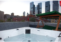 PassionSpa Relax Whirlpool – Pure Collection, weiße Ausführung, schwarzes Ventil, Massagedüsen