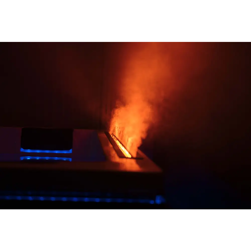 PassionSpa Serene 6 Whirlpool – modernes Design, Feuerstelle, orangefarbene Flammen, blaue LED-Beleuchtung