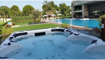 Vit och svart PassionSpa Theater Spabad med jetmunstycken