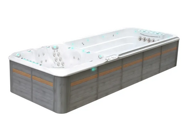 PassionSpa Vitality Deep Swim-Spa – modernes Design, graue Holzpaneele, weißer Innenraum, blaue Beleuchtung
