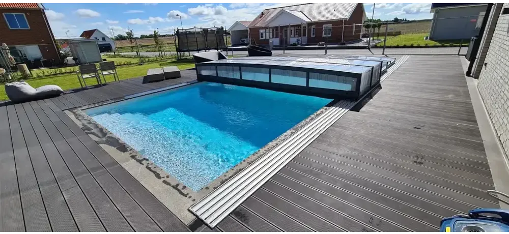 Pooltaket Icon 4x8 uden med rektangulärt glastak i blått vatten