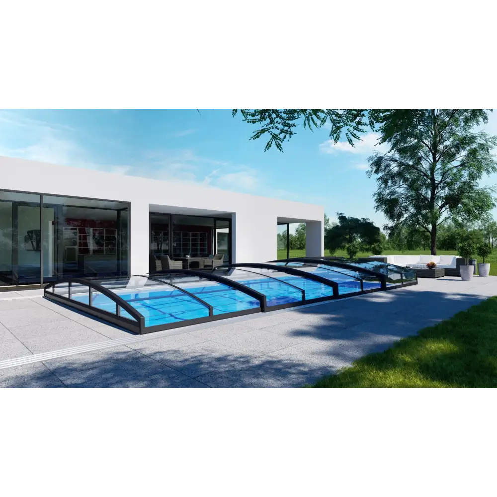 Modern Pooltak Infinity med starka profiler och glasdesign