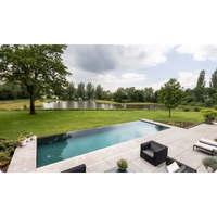 Pooltime Exklusiv Infinity med turkost vatten och svart kakel