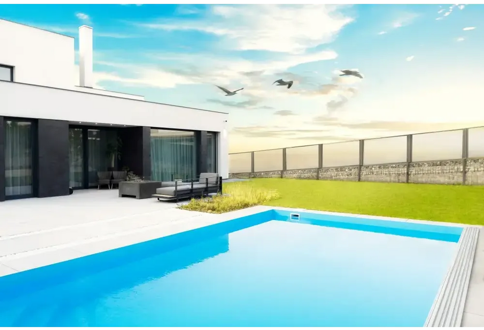 Modern tvåvåningshus med Thermopp Poolpaket Qbig och rektangulär pool