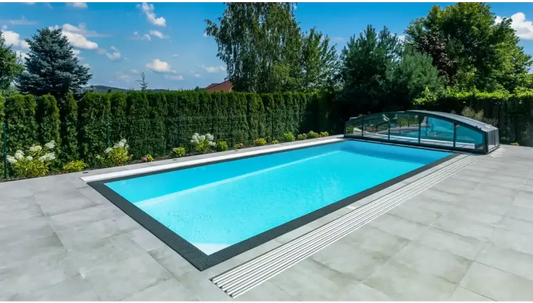 Qbig Overflow Poolpaket – schwarzer Rahmen, türkisfarbenes Wasser